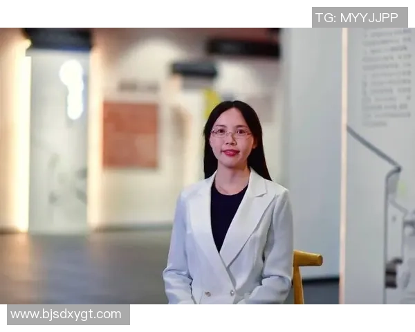 李芳专访：从青涩少年到网球明星的奋斗与成长之路