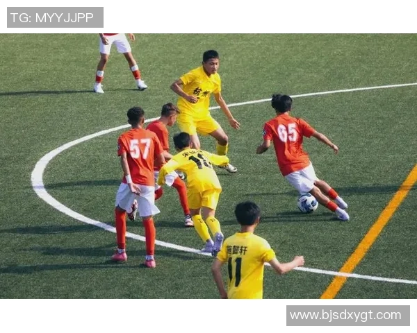 杭州足球队的力量变革引发热议探索新战术与团队精神的结合之路